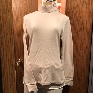 🌨5/$25🌨.   Tan turtleneck shirt